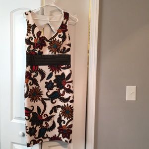 Bisou Bisou Floral Dress - Sz 4